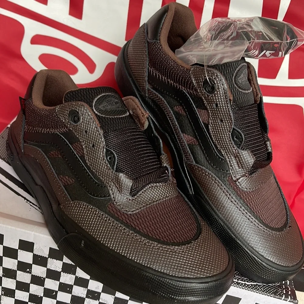 Vans Men’s Wayvee Justin Henry Coffee Bean sneakers